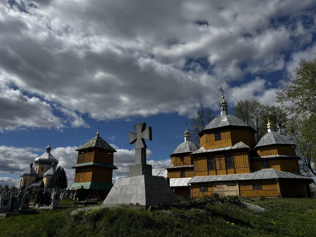 Стара церква